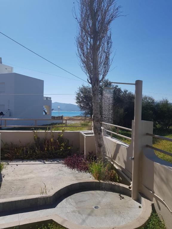 Sea Breeze Apartment Haraki Luaran gambar